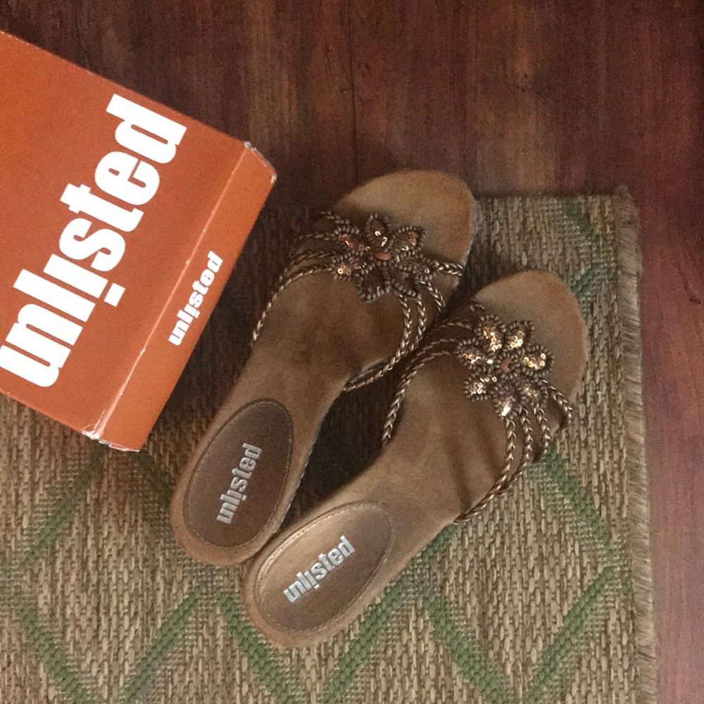 Unlisted Sandals - Picture 3 of 6